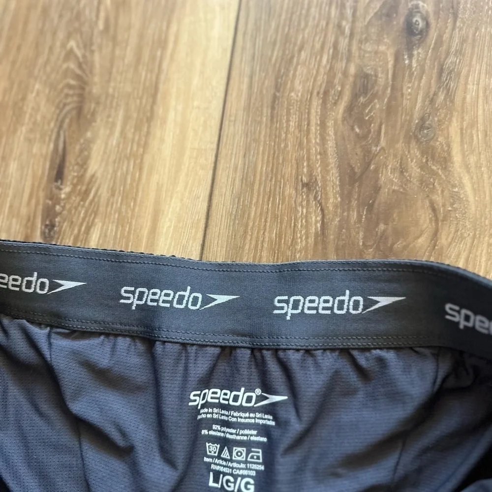 Speedo mens swim trunks size large